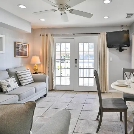 5 - Island Paradise Cottages - Sea Grape